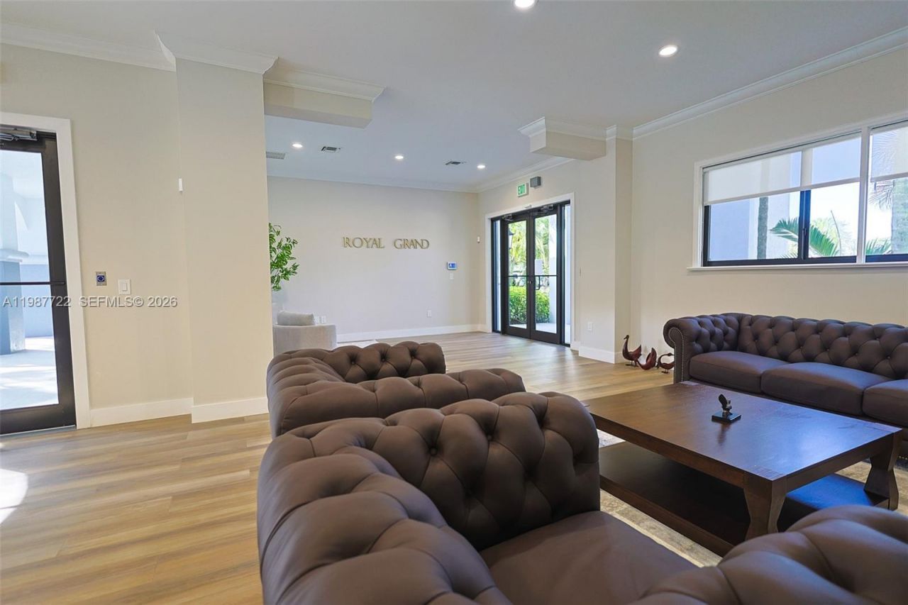 2640 S University Dr , Unit 230, Davie, FL 33328 Photo