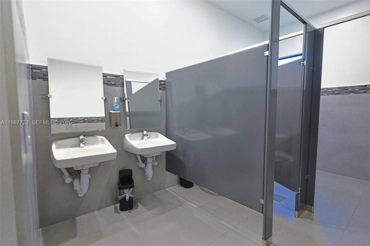 2640 S University Dr , Unit 230, Davie, FL 33328 Photo