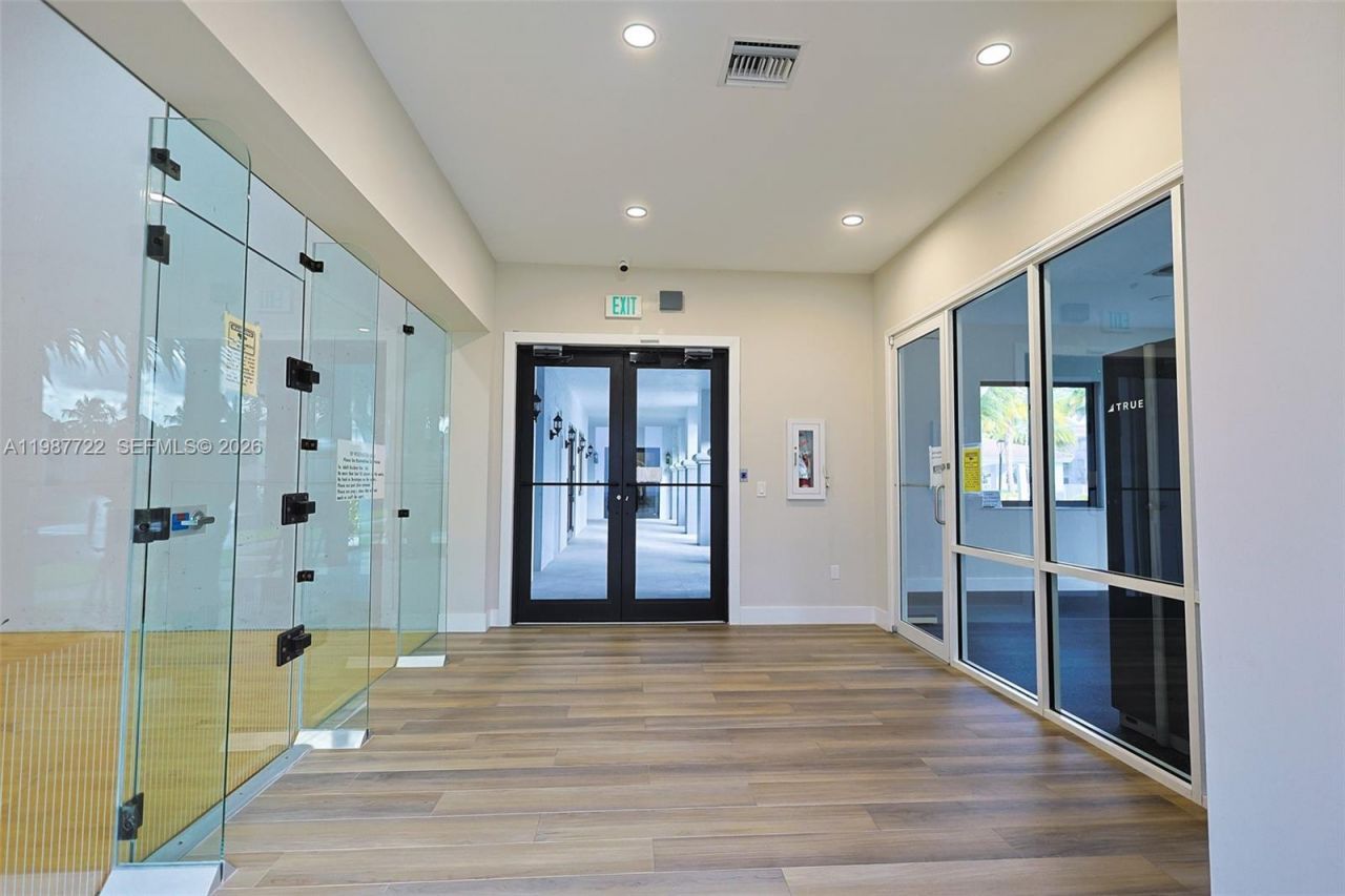 2640 S University Dr , Unit 230, Davie, FL 33328 Photo