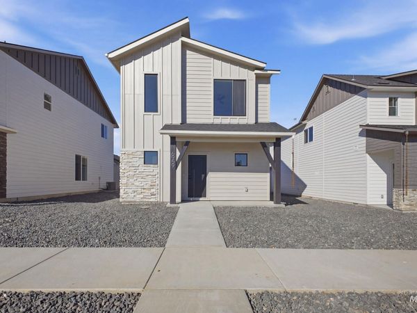 6959 S Harvest Cove Ave, Boise, ID 83709
