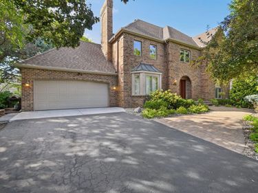 4615 Juneau Lane N, Plymouth, MN 55446