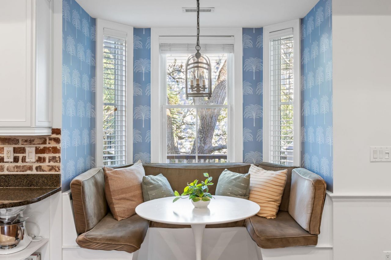 7 William Street Photo 11