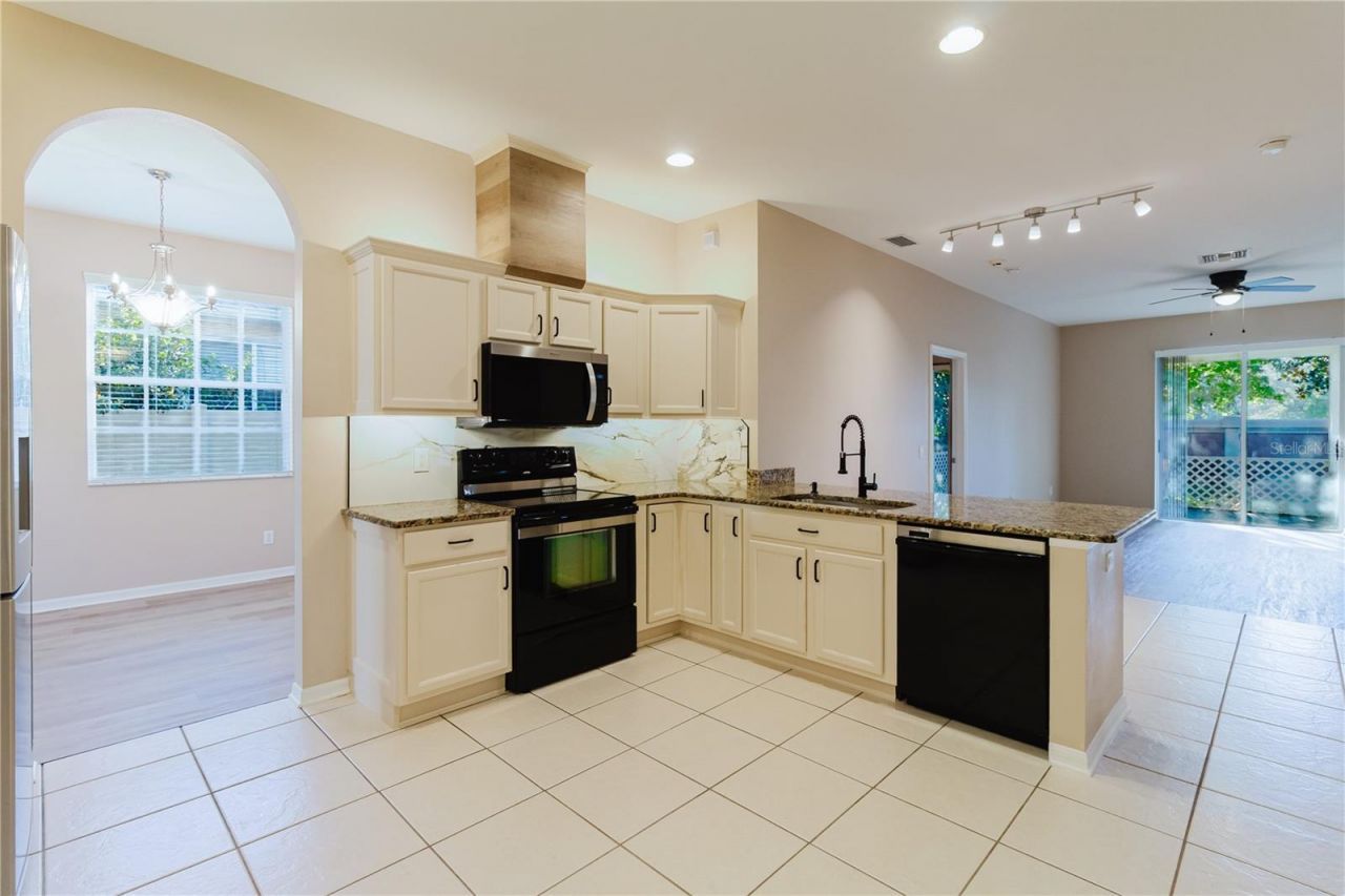 3037 Downan Point Drive, Land O Lakes, FL 34638 Photo