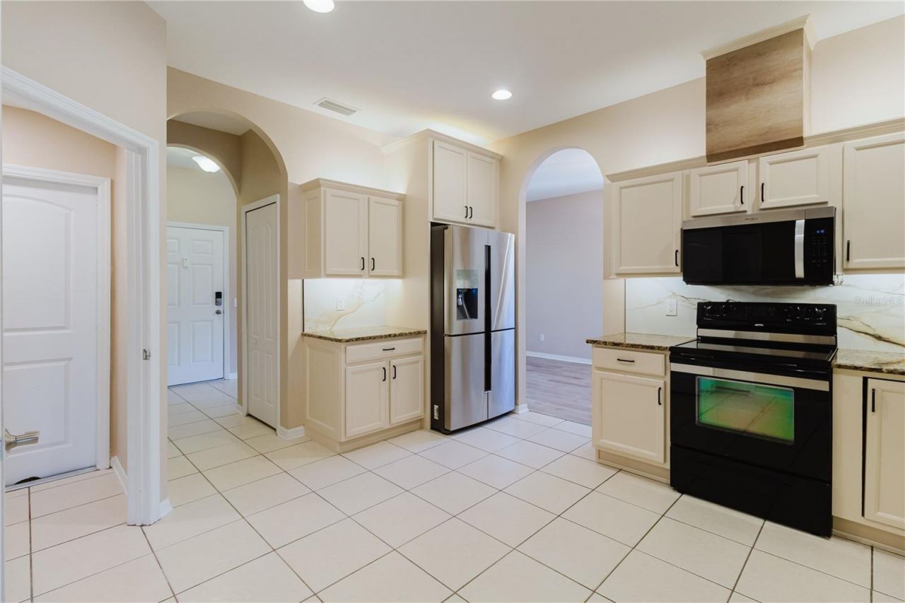 3037 Downan Point Drive, Land O Lakes, FL 34638 Photo