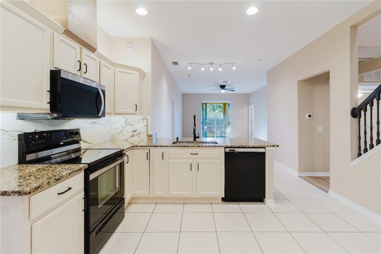3037 Downan Point Drive, Land O Lakes, FL 34638 Photo