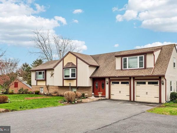 23 W CONESTOGA ROAD, ELVERSON, PA 19520