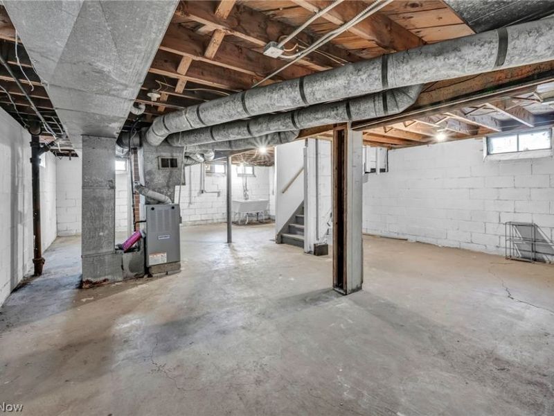 4310 E 162nd Street, Cleveland, OH 44128 Photo 26