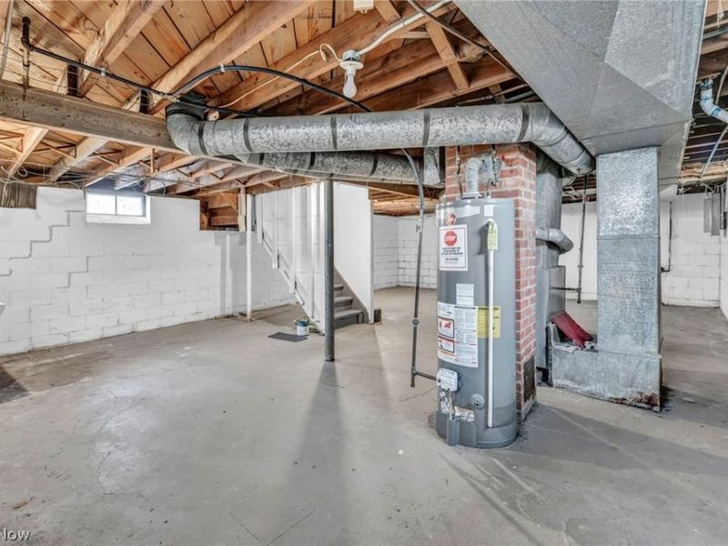 4310 E 162nd Street, Cleveland, OH 44128 Photo 28