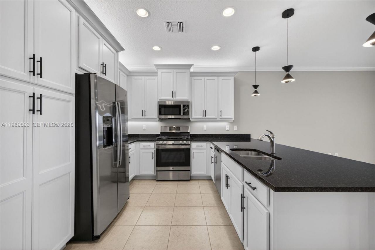 12551 SW Blue Mangrove Pkwy, Port Saint Lucie, FL 34987 Photo