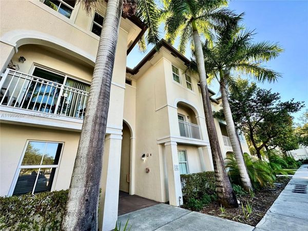 11403 NW 89th St, Unit 219, Doral, FL 33178