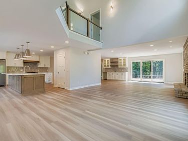 6711 Vernon Avenue S, Edina, MN 55436