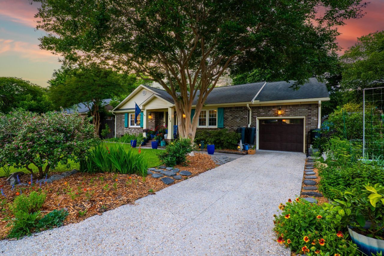 1158 Shoreside Way Photo 1