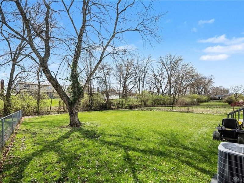 1371 Summe Drive, Cincinnati, OH 45231 Photo 25