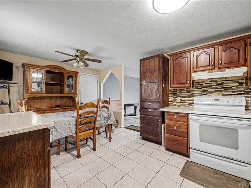 1371 Summe Drive, Cincinnati, OH 45231 Photo 9