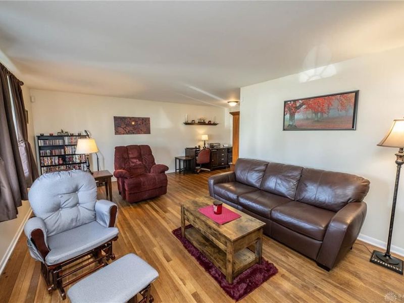 6826 Stillmore Drive, Englewood, OH 45322 Photo 2