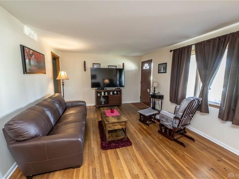 6826 Stillmore Drive, Englewood, OH 45322 Photo 3