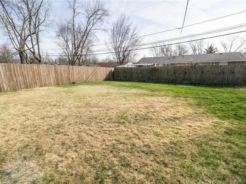 6826 Stillmore Drive, Englewood, OH 45322 Photo 37