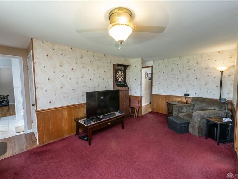 6826 Stillmore Drive, Englewood, OH 45322 Photo 8