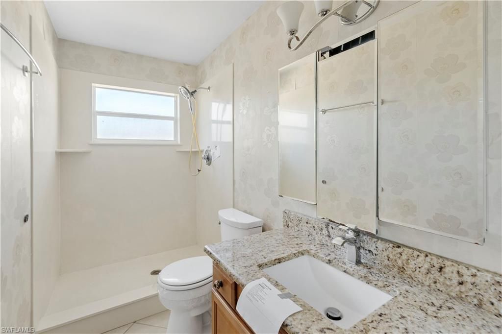 2366 Woodland Ter, Fort Myers, FL 33907 Photo