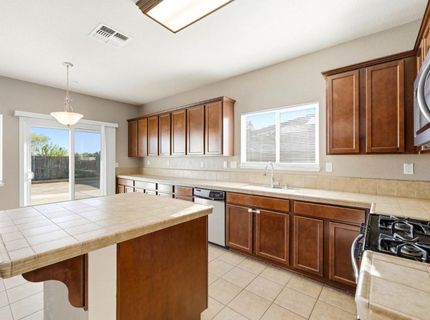 1040 Shakeley Ln, Ione, CA 95640 Photo