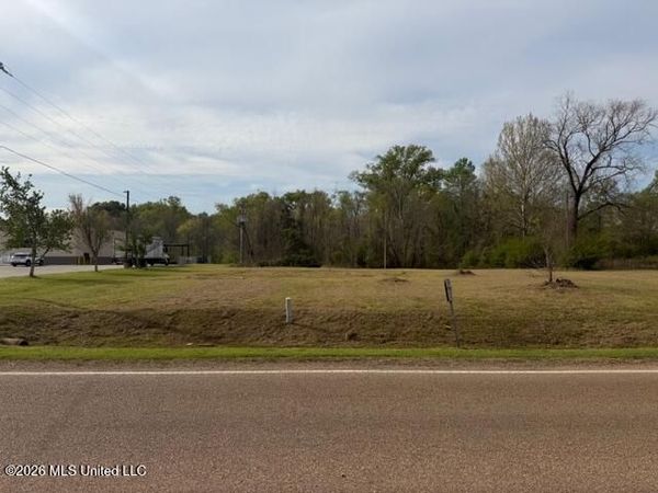 402 S 2nd Street, Morton, MS 39117