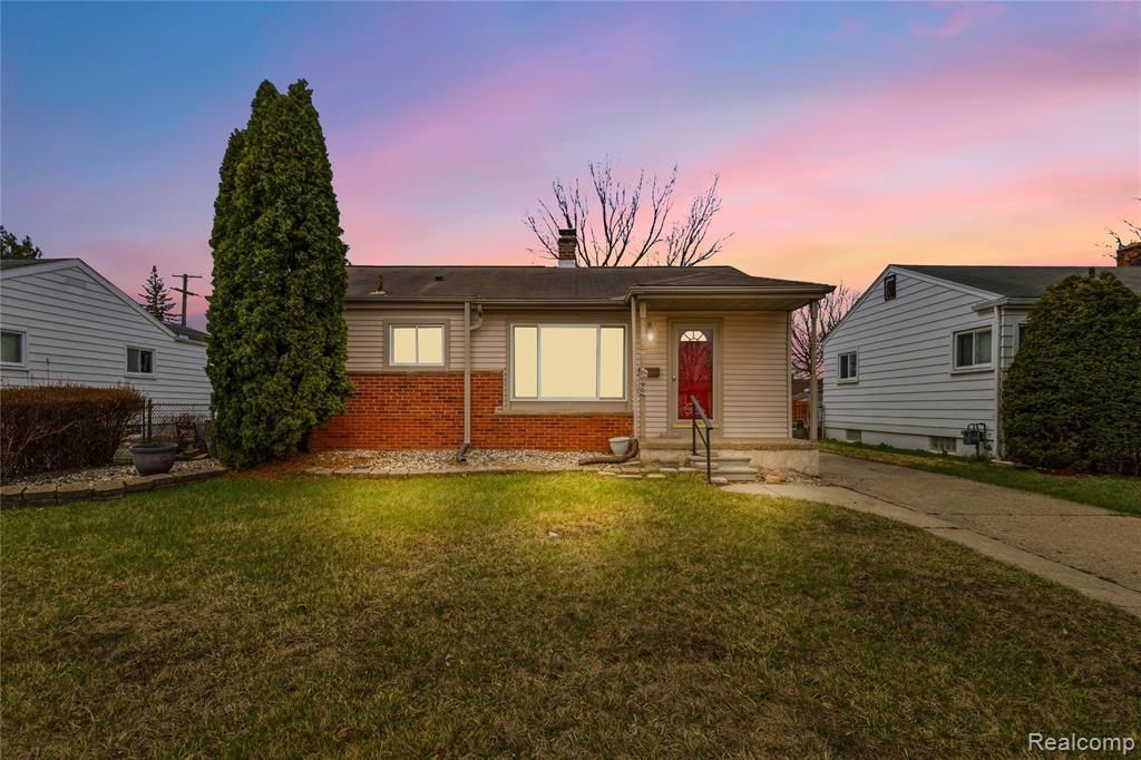 6457 Deering Street, Garden City, MI 48135 Main Photo