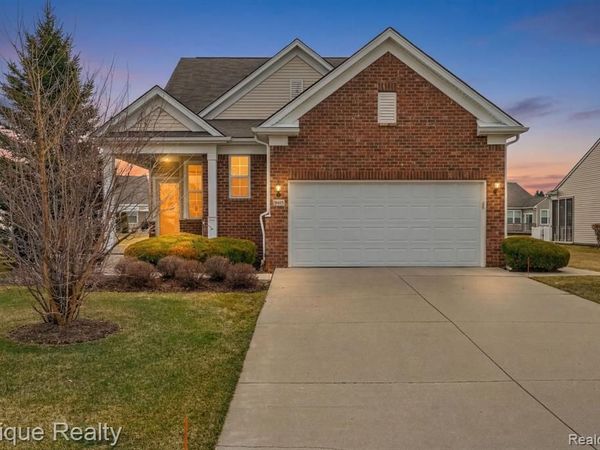 9415 Sand Hill Drive, Grand Blanc Twp, MI 48439
