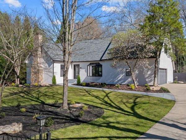 4562 Columns Drive SE, Marietta, GA 30067