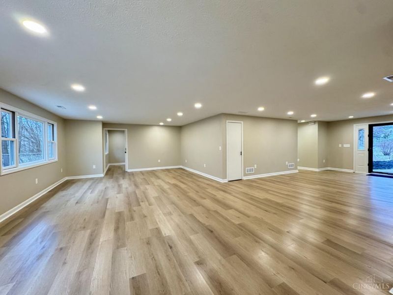 5433 Cleves Warsaw Pike, Delhi Twp, OH 45238 Photo 11