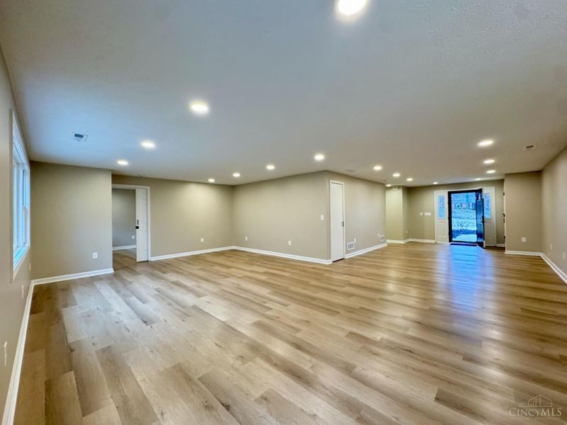 5433 Cleves Warsaw Pike, Delhi Twp, OH 45238 Photo 12