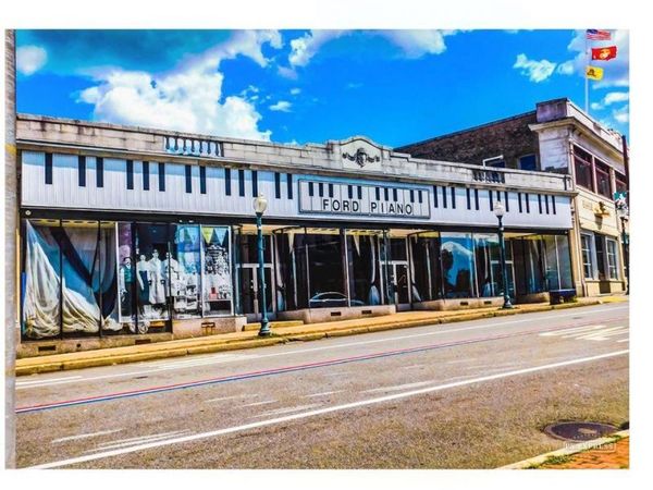 15 S Division Street , Peekskill, NY 10566