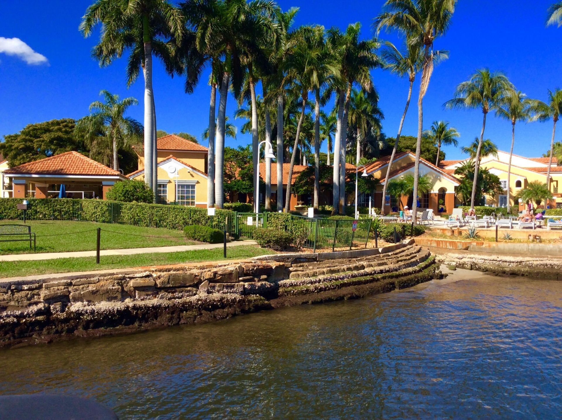 110 Yacht Club Way, Unit 105, Hypoluxo, FL 33462 Photo