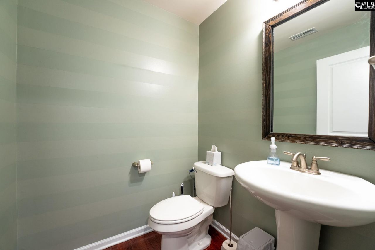 57 Roundtree Road  Photo 13