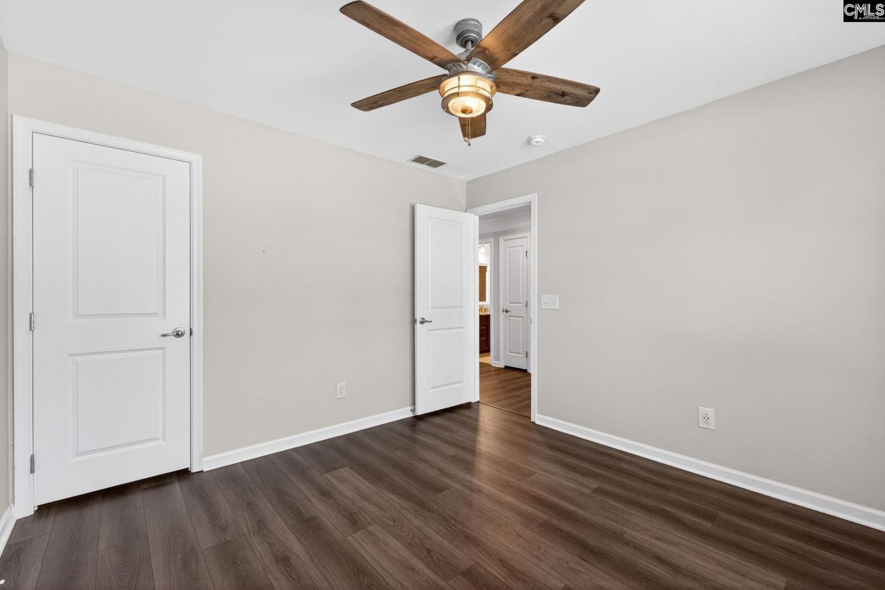 57 Roundtree Road  Photo 34