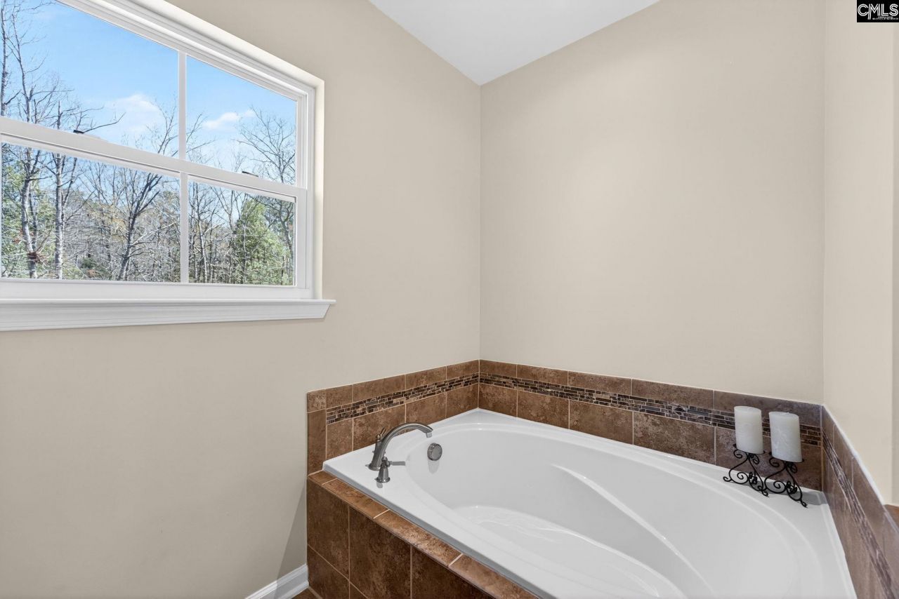 57 Roundtree Road  Photo 47