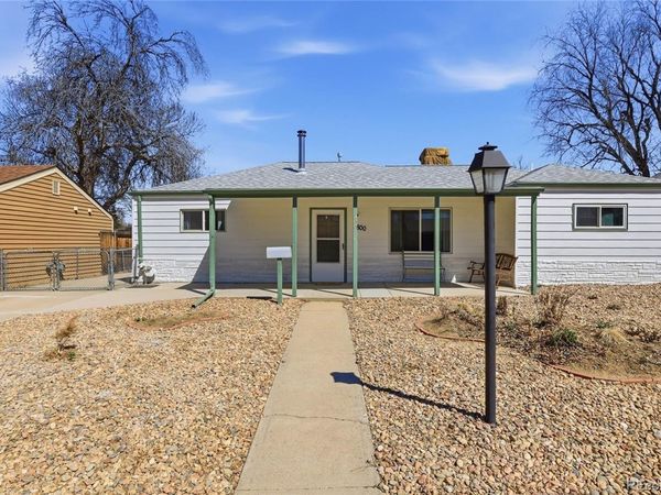 800 Vaughn Street, Aurora, CO 80011