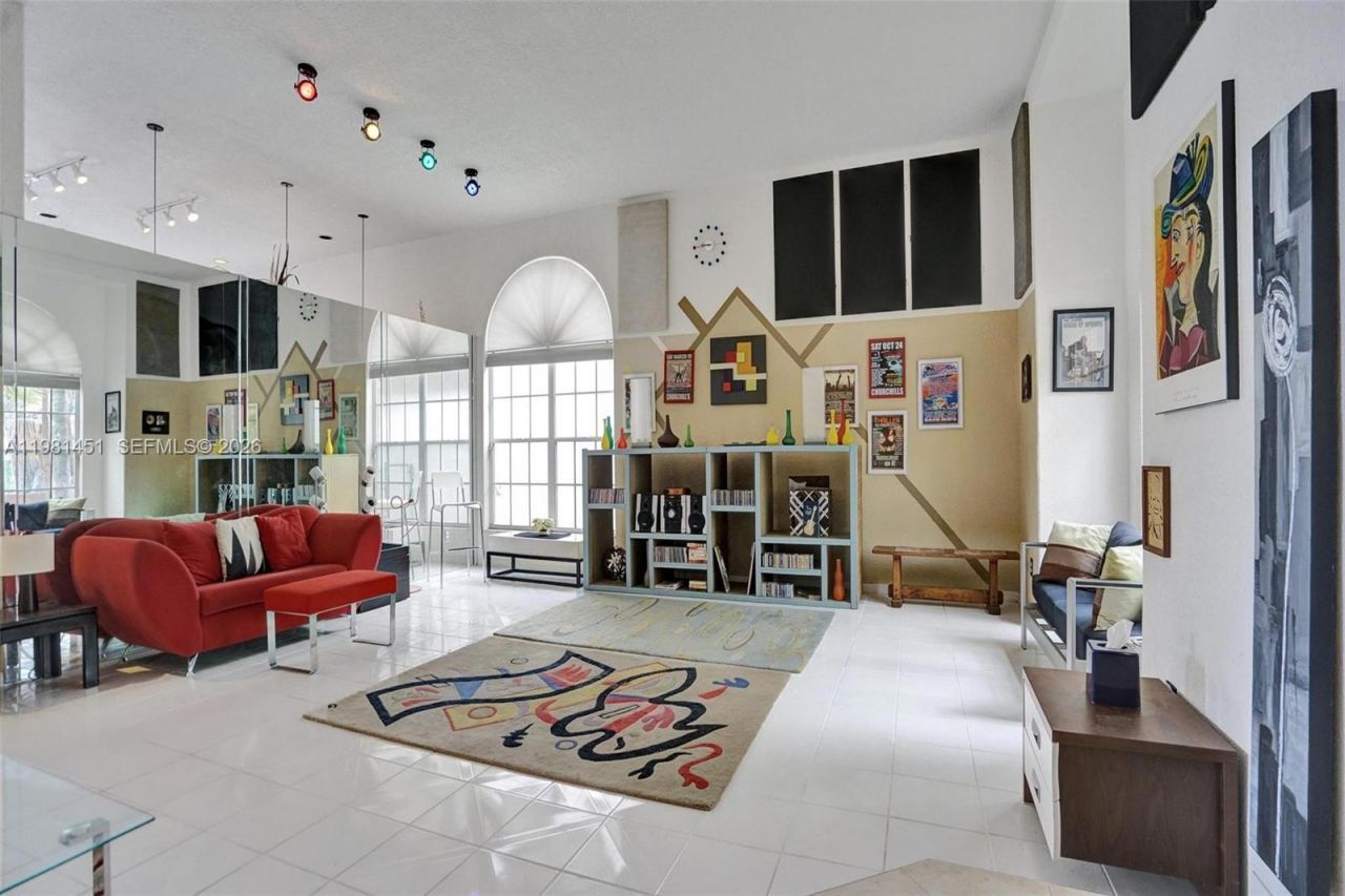 11585 N Quayside Dr , Cooper City, FL 33026 Photo