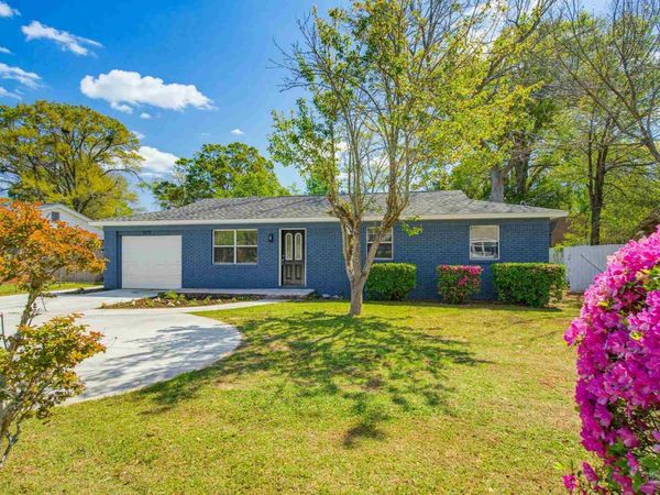 1225 Fretz St, Pensacola, FL 32534