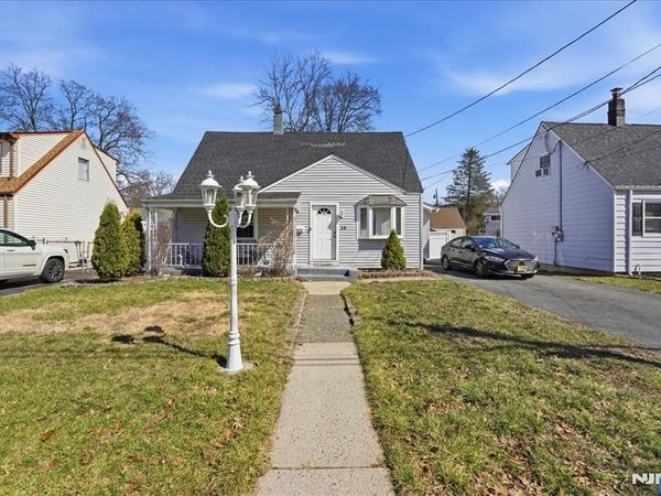 30 Decker Road, WANAQUE, NJ 07420