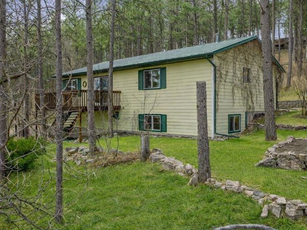 13651 Quartz Canyon Ct, Rapid City, SD 57702