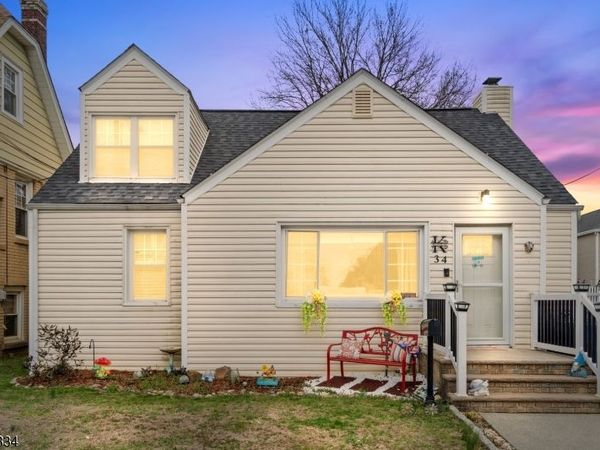 34 Ling St, Woodbridge, NJ 08863