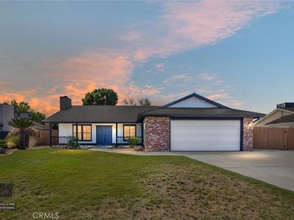 11513 Jenlee, Bakersfield, CA 93312