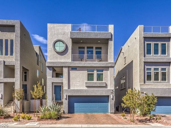 8086 Misty Canyon Avenue , Las Vegas, NV 89113