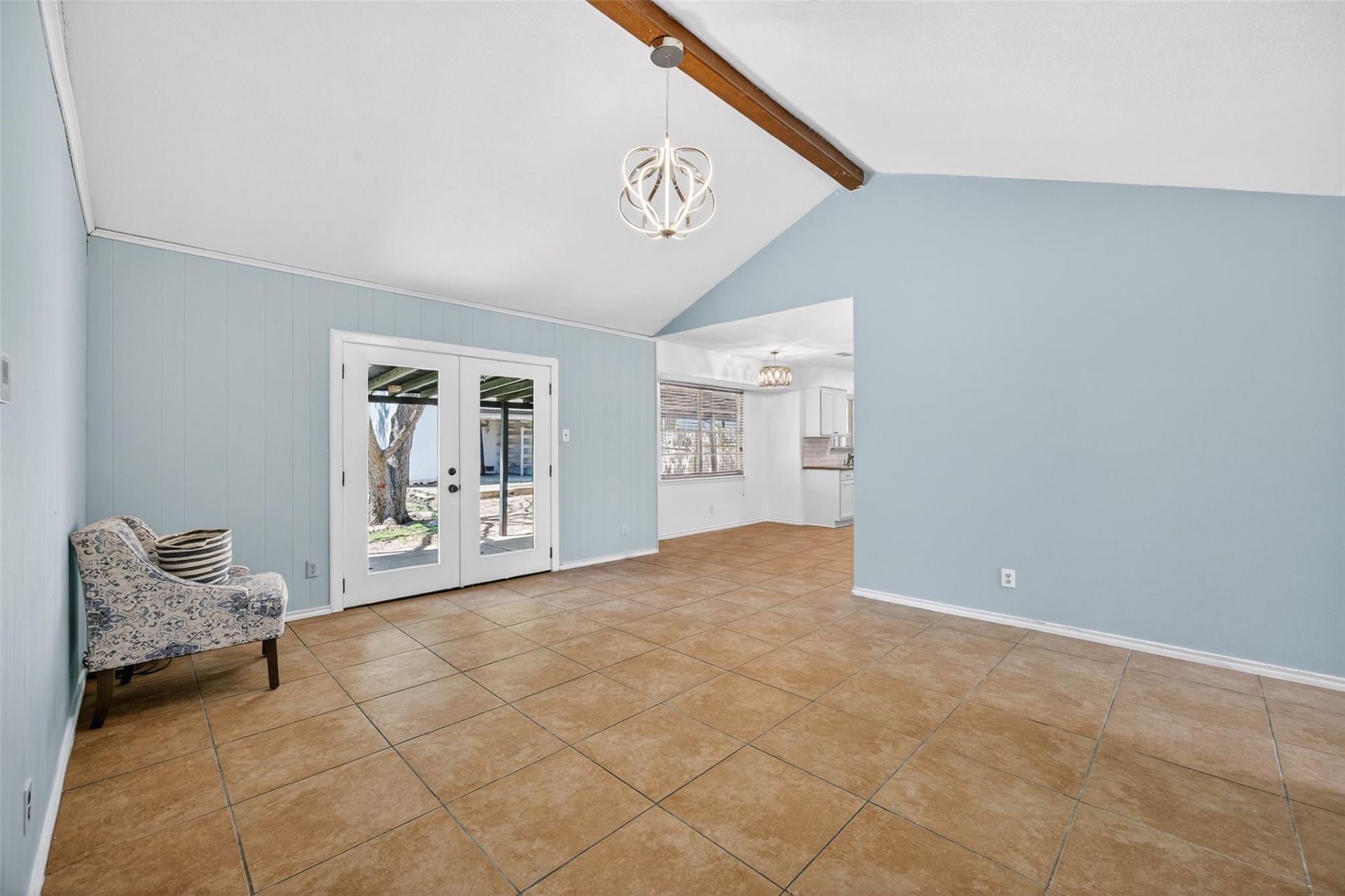 10004 Woodhaven Dr, Austin, TX 78753 Main Photo