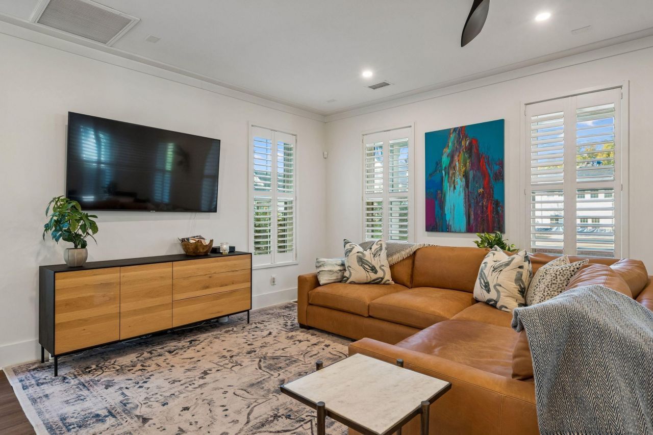 32 Sutherland Court Photo 9