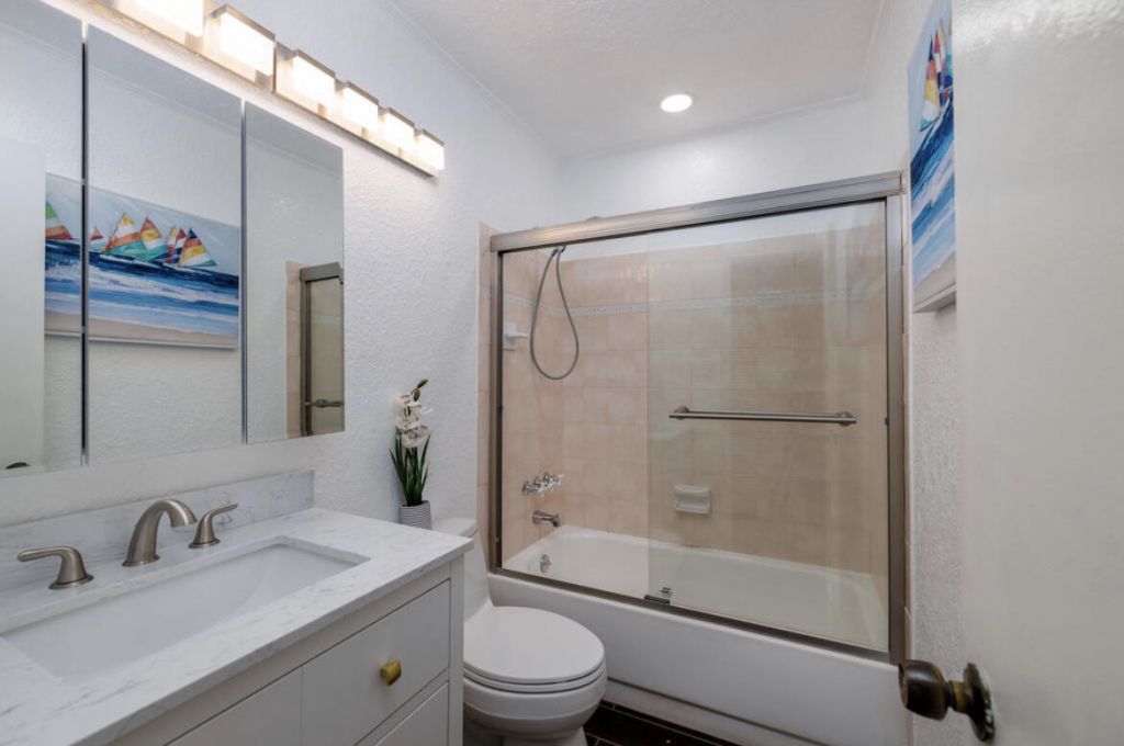 601 SE 5th Court, Unit 102, Fort Lauderdale, FL 33301 Photo