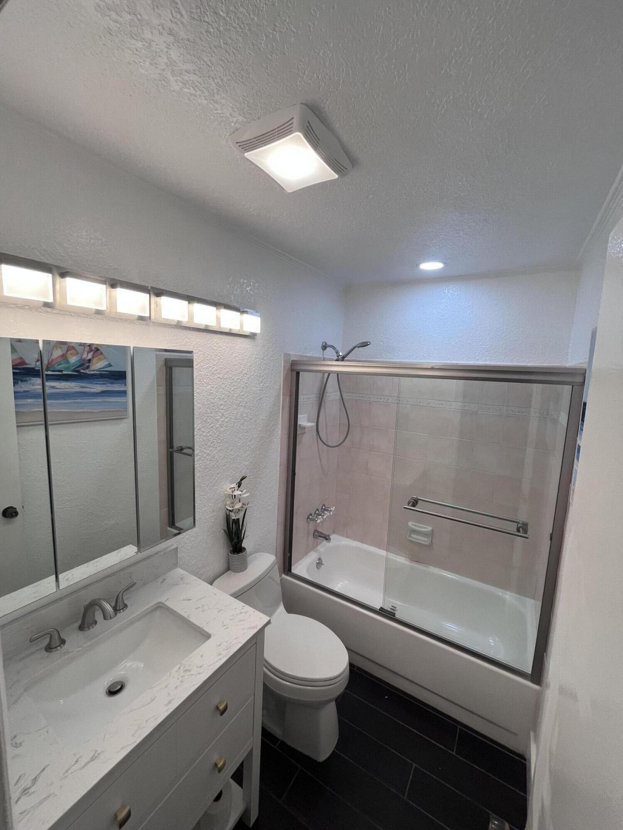 601 SE 5th Court, Unit 102, Fort Lauderdale, FL 33301 Photo