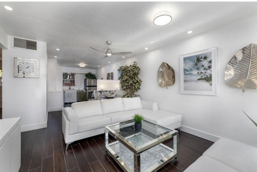 601 SE 5th Court, Unit 102, Fort Lauderdale, FL 33301 Photo