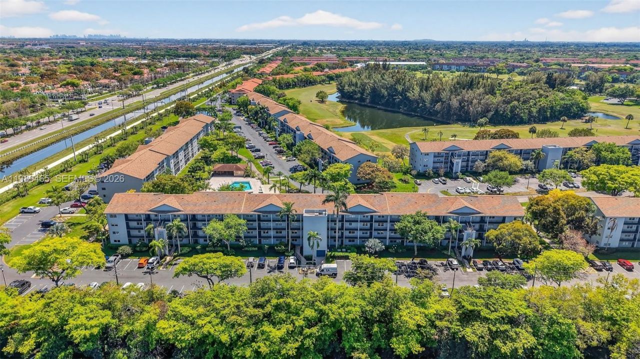 12500 SW 5th Ct, Unit 109M, Pembroke Pines, FL 33027 Photo