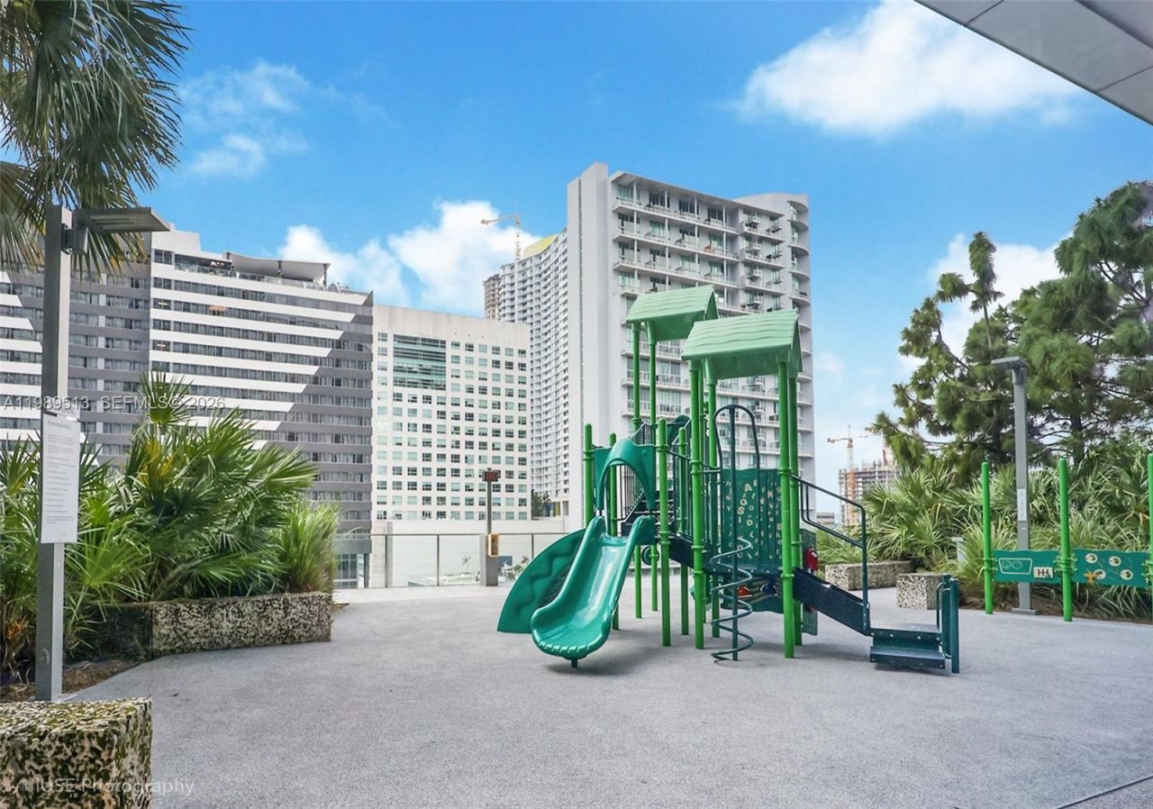 88 SW 7th St , Unit 4101, Miami, FL 33130 Photo